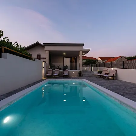 Villa Evita Zadarvillas Skabrnje
