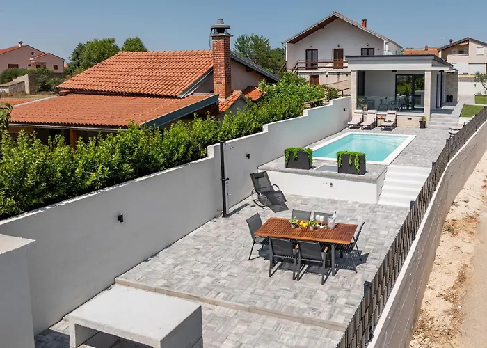 Evita Zadarvillas Vila