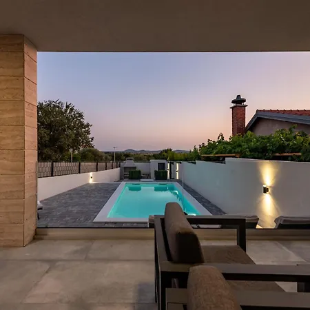 Evita Zadarvillas Skabrnje